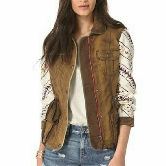 ISO FREE PEOPLE JACKET