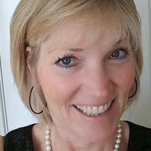 Meet your Posher, Carol