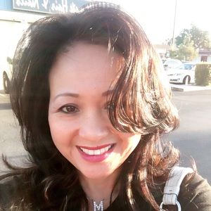 Meet your Posher, Myla