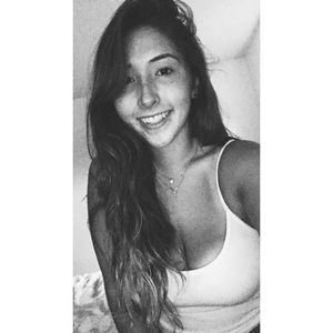 Meet your Posher, Riley