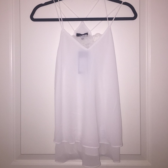 White tank top with lace detail from new look - Picture 1 of 3