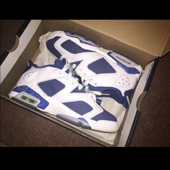 Jordan Retro 6 Grade School