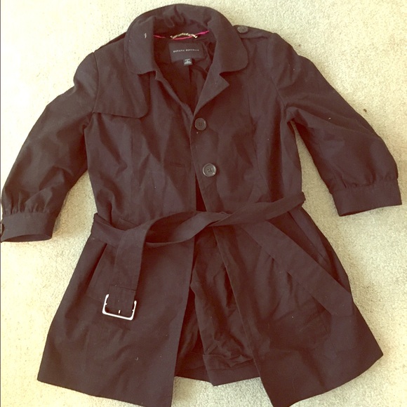 Banana Republic short black trench coat, petite S