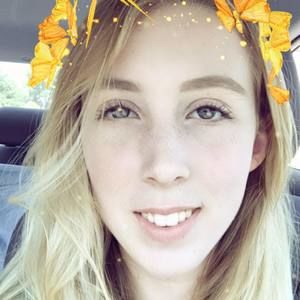 Meet your Posher, Kayla