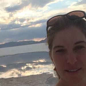 Meet your Posher, Chrissy