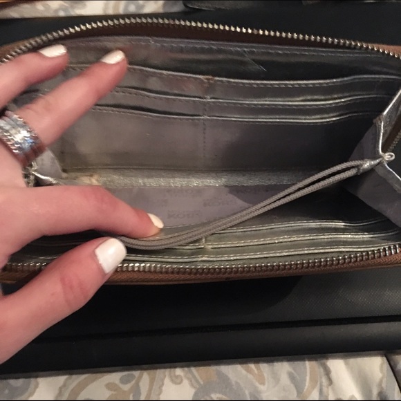 Michael Kors Tan Wallet ONE DAY SALE - Picture 3 of 4