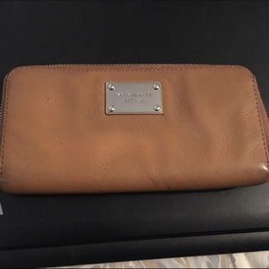 Michael Kors Tan Wallet ONE DAY SALE