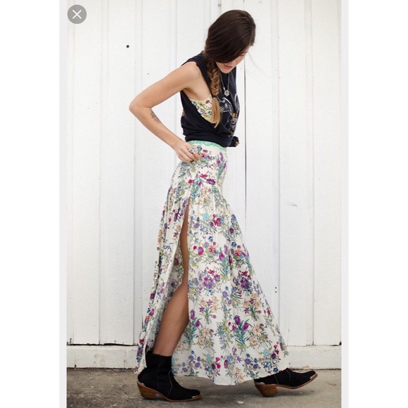 NWT Spell and the Gypsy collective Skirt