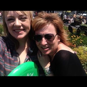 Meet your Posher, Marian