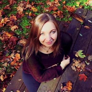 Meet your Posher, Ina