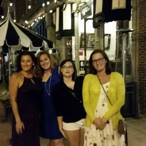 Meet your Posher, Melissa