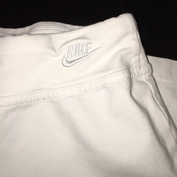 Nike Workout Pants - Picture 3 of 3