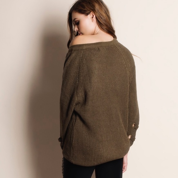 Lace Up Chunky Oversized Sweater - Picture 3 of 4