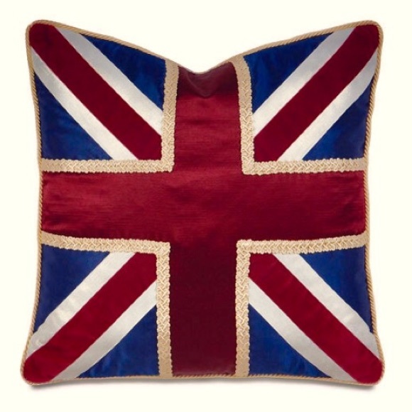 NWT Eastern Accents Great Britain Pillow w/ insert - Picture 2 of 3
