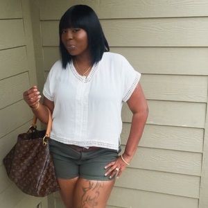 Meet your Posher, Brooke