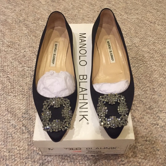 Manolo Blahnik Hangisi Satin Black - Picture 1 of 4