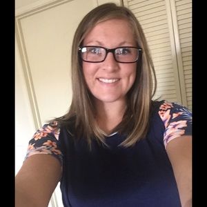 Meet your Posher, Liz