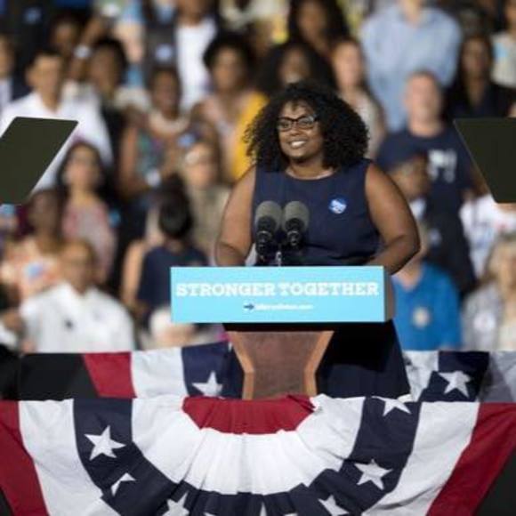 Meet your Posher, Jewel - Picture 1 of 1