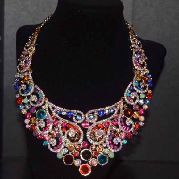 Statement Necklace - Picture 2 of 2