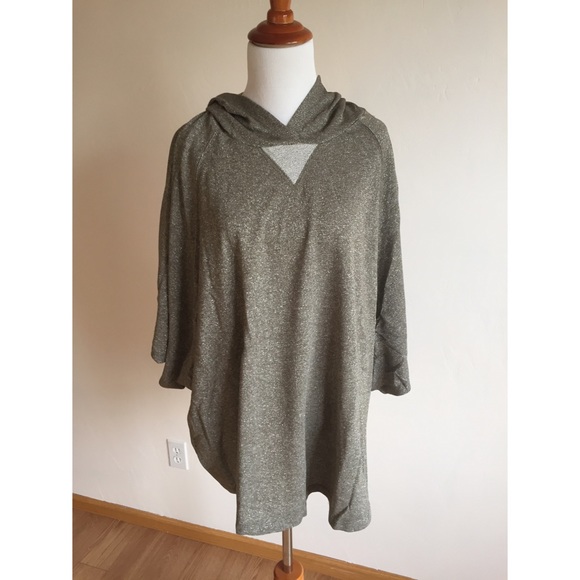 Shimmer Caped Hoodie Poncho - Picture 3 of 4