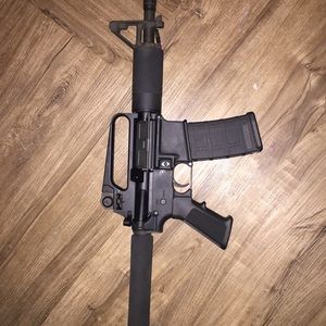 Meet your Posher, Henry