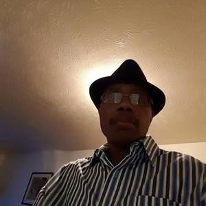 Meet your Posher, Wayne