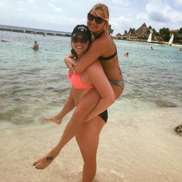 Meet your Posher, Whoopi - Picture 1 of 1