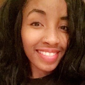 Meet your Posher, Jasmine