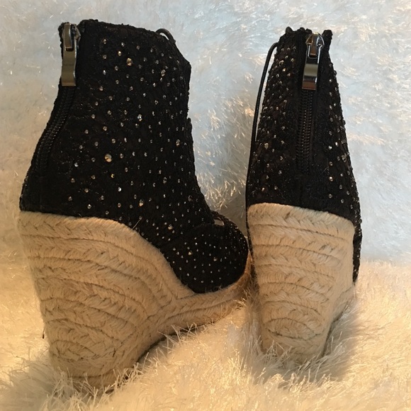 SALE! Catherine Malandrino Fancy Espadrille Sandal - Picture 4 of 4