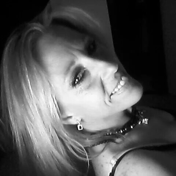 Meet your Posher, Tracy - Picture 1 of 1