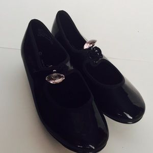 american ballet theatre shoes american ballet theatre on poshmark american ballet theatre shoes american ballet theatre on poshmark