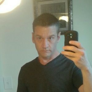 Meet your Posher, Wes