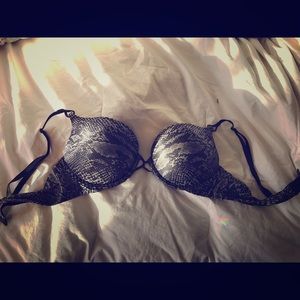 VS Bomshell Push-up Bra