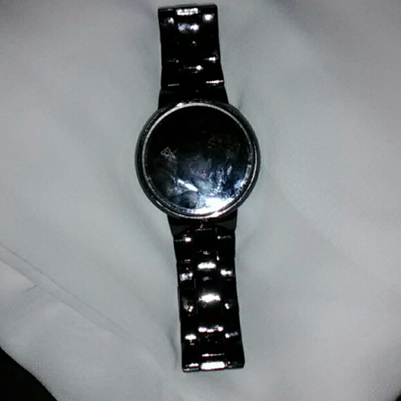 Watch - Picture 2 of 2