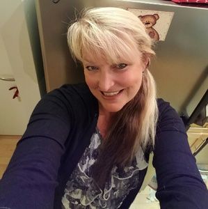 Meet your Posher, Paula