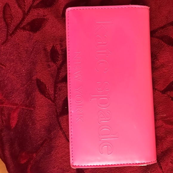 Kate Spade New York Pink Wallet - Picture 1 of 4