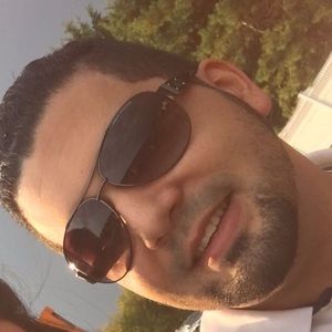 Meet your Posher, Luis