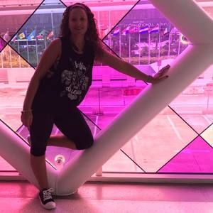 Meet your Posher, Isabel-isa