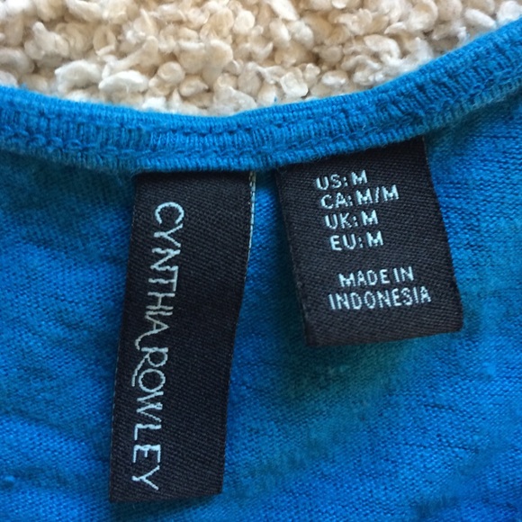 Blue tank top - Picture 2 of 3