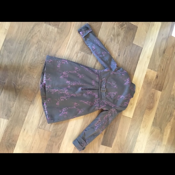 "Not The Same" fall/winter coat - Picture 2 of 4