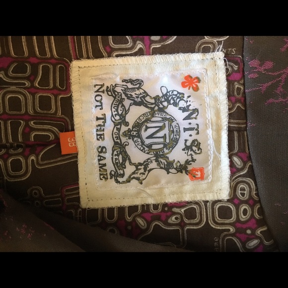 "Not The Same" fall/winter coat - Picture 4 of 4