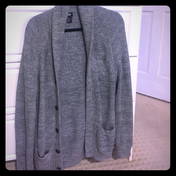 Gray Sweater- very warm and in excellent condition - Picture 1 of 1