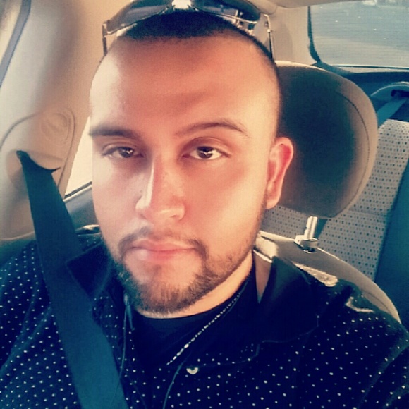 Meet your Posher, Daniel - Picture 2 of 2