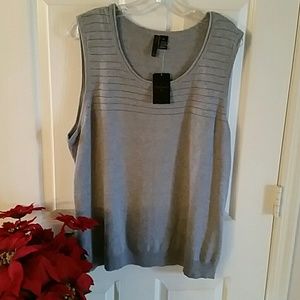 Gray 2x women's sleeveless sweater