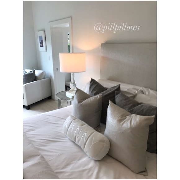 Decor Pillows - Picture 4 of 4