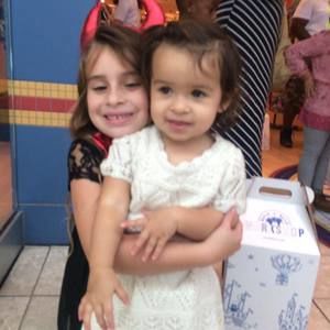 Meet your Posher, Gina