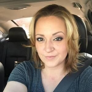 Meet your Posher, Lydia