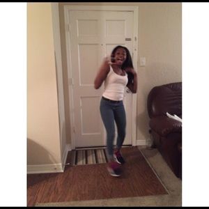 Meet your Posher, Destiny