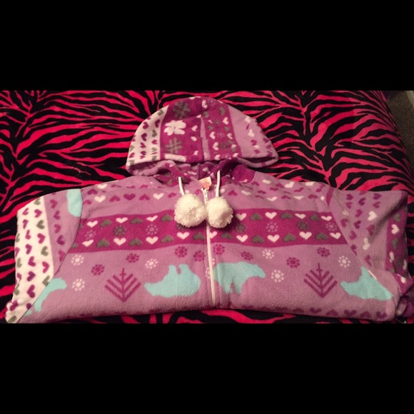 Winter sleepwear - Picture 2 of 4