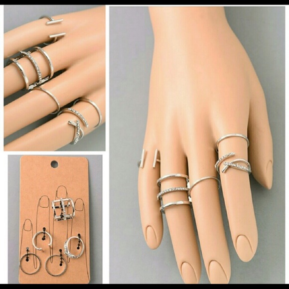 Jewelry - Gorgeous Midi Ring Set